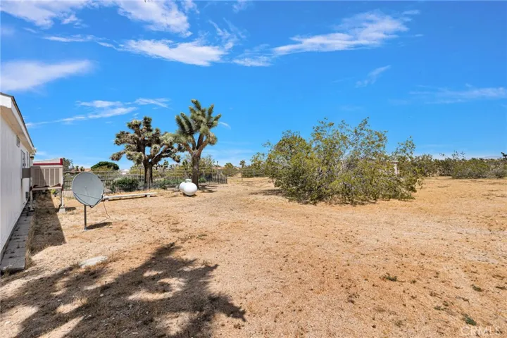 12837 Hacienda, Phelan, California 92371