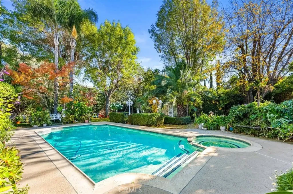 Love the privacy of this pool!