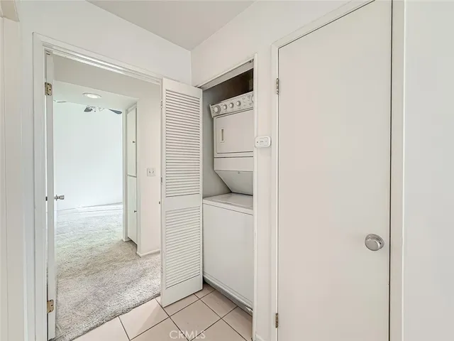 In Unit Washer and dryer