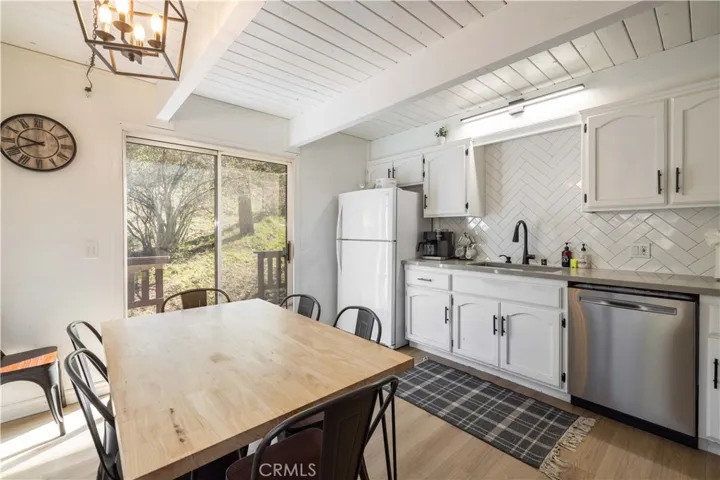 745 Barret, Big Bear City, California 92314