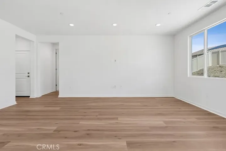 28916 Vertex Way, Canyon Country, California 91350