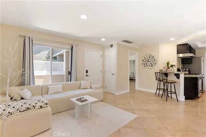 18 Laurel, Aliso Viejo, California 92656