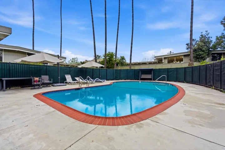 3909 Middlefield Road F, Palo Alto, California 94303