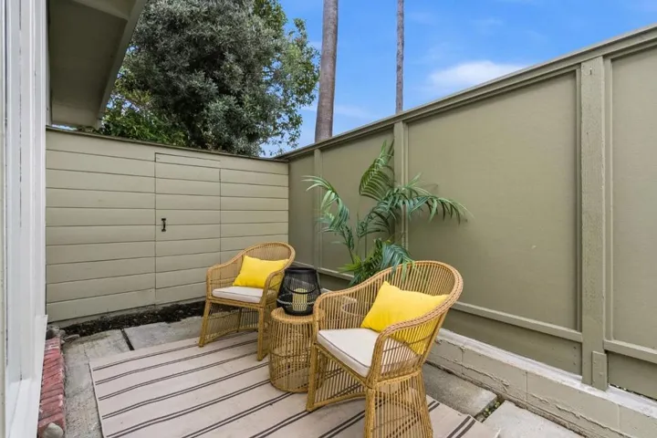 3909 Middlefield Road F, Palo Alto, California 94303
