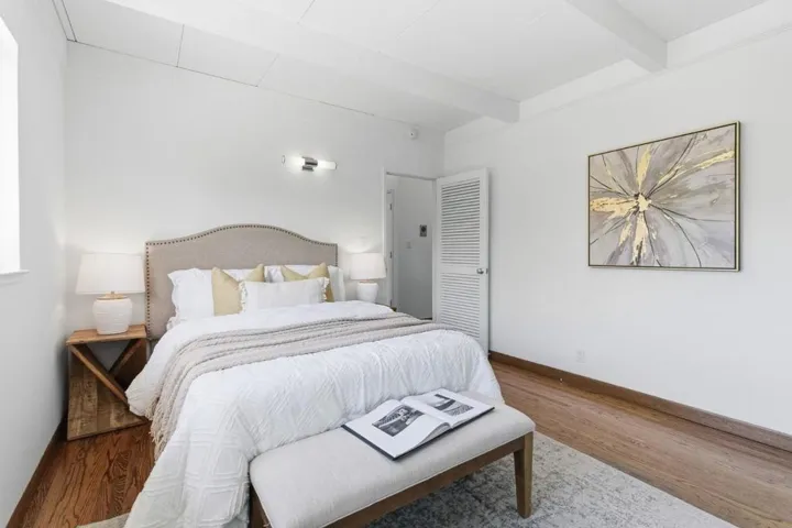 3909 Middlefield Road F, Palo Alto, California 94303