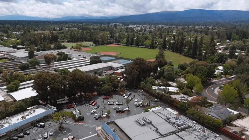 3909 Middlefield Road F, Palo Alto, California 94303