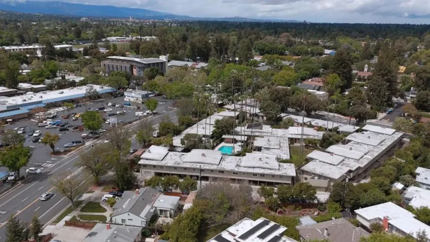 3909 Middlefield Road F, Palo Alto, California 94303