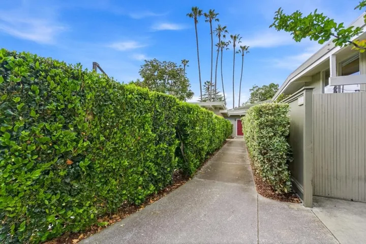 3909 Middlefield Road F, Palo Alto, California 94303