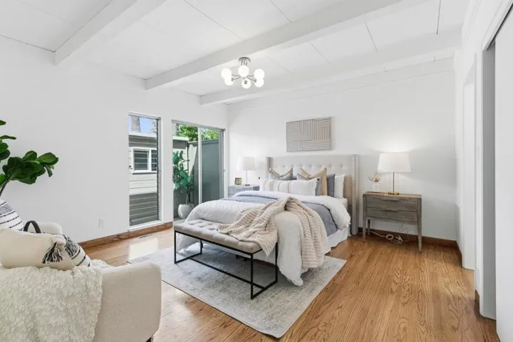 3909 Middlefield Road F, Palo Alto, California 94303