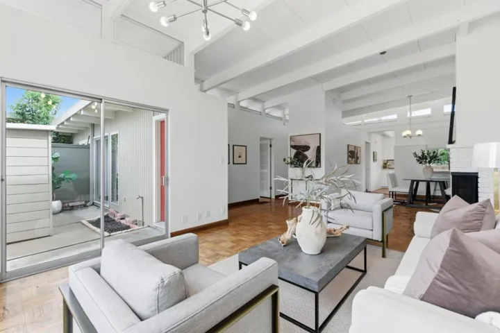 3909 Middlefield Road F, Palo Alto, California 94303