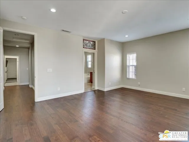 Master Suite I