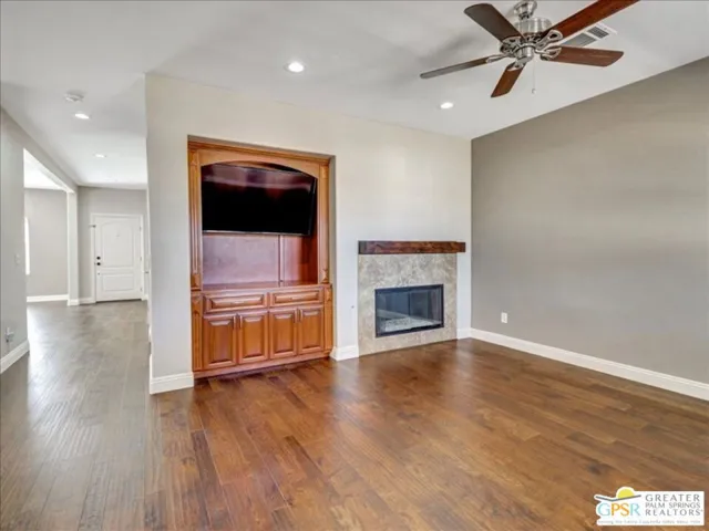 Family Room 1