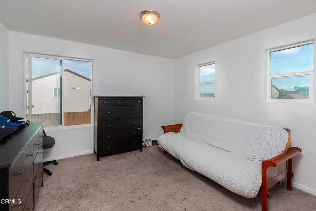22_bedroom_1