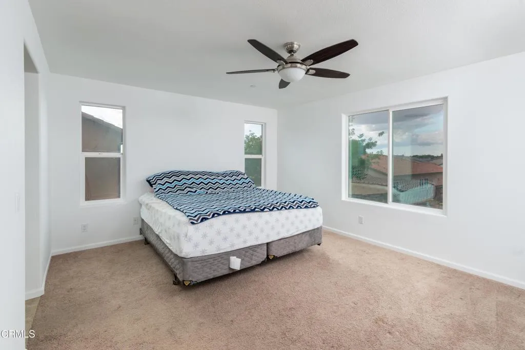 25_master_bedroom_1