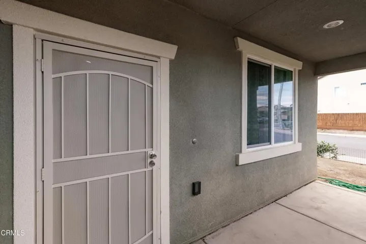 10_entryway