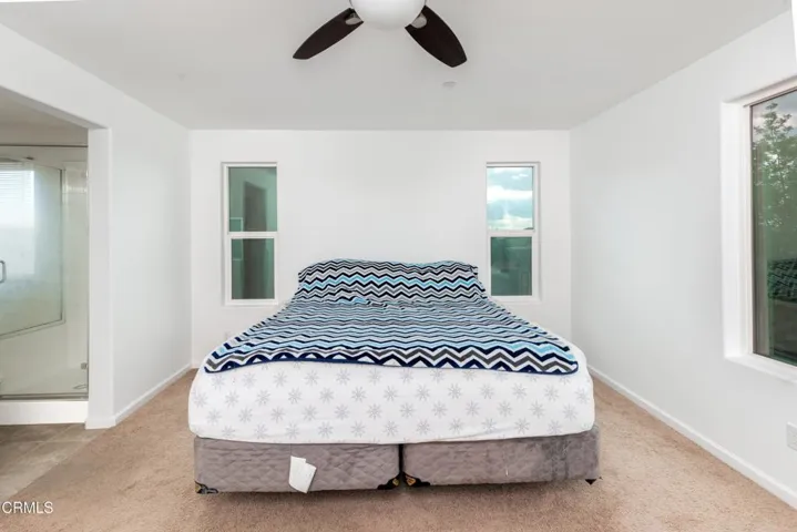 26_master_bedroom_2