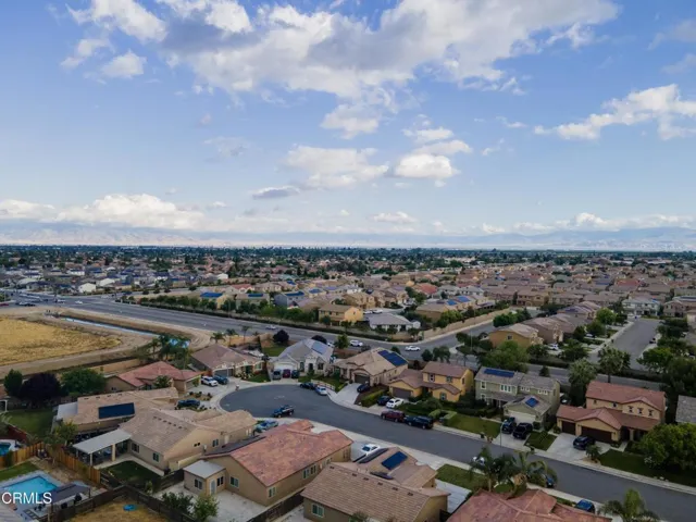 02_aerial_2