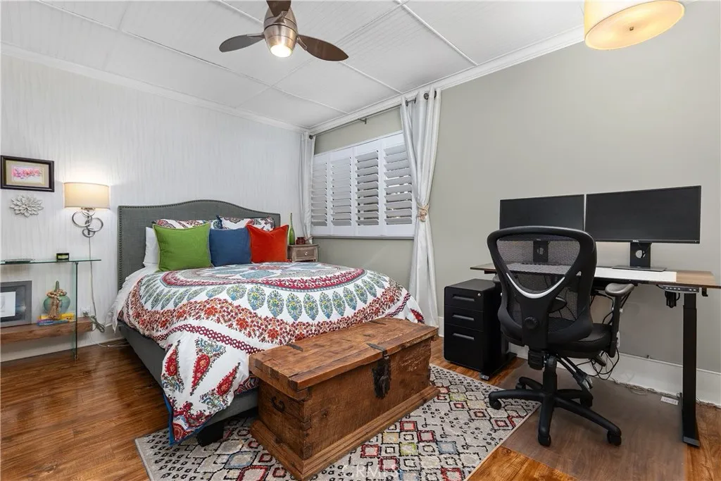 Second bedroom