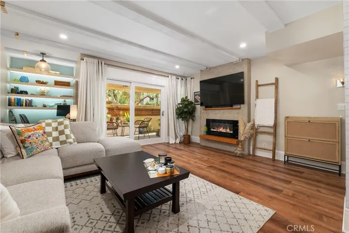 4807 Beck 2, Valley Village, California 91601