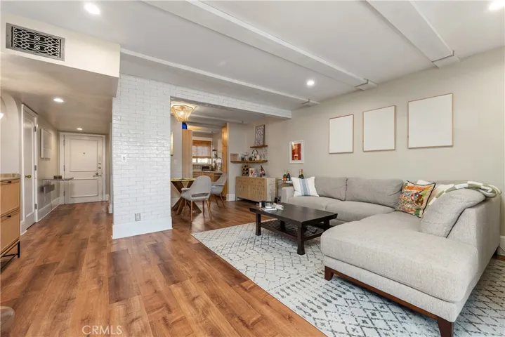 4807 Beck 2, Valley Village, California 91601