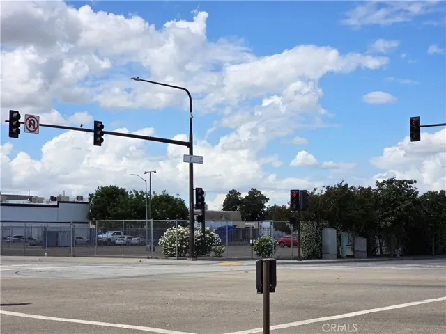 1445 Tuolumne, Fresno, California 93706