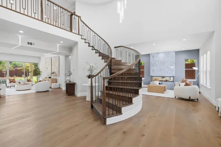 14302 Lora Drive, Los Gatos, California 95032