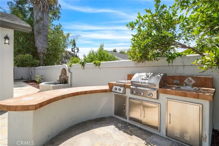 25981 Cordillera Drive, Mission Viejo, California 92691