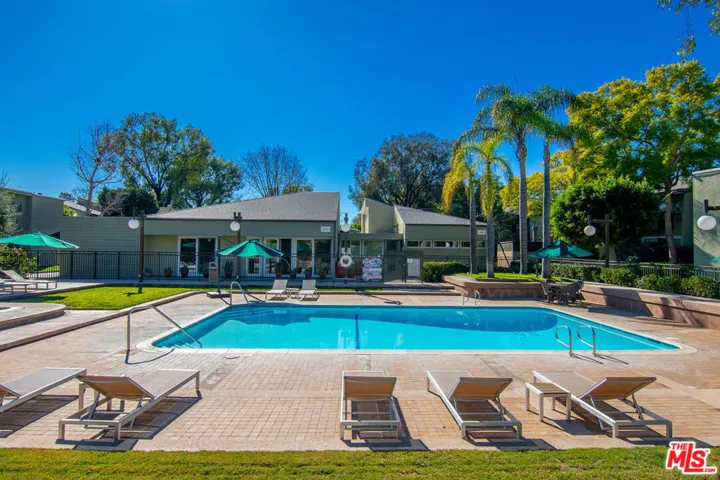 4925 Indian Wood Road 474, Culver City, California 90230