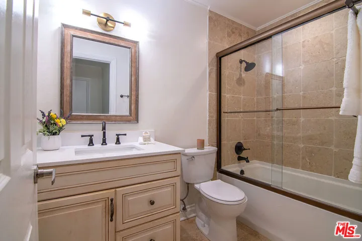 4925 Indian Wood Road 474, Culver City, California 90230