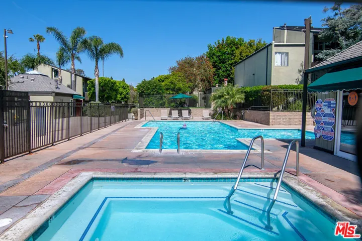 4925 Indian Wood Road 474, Culver City, California 90230
