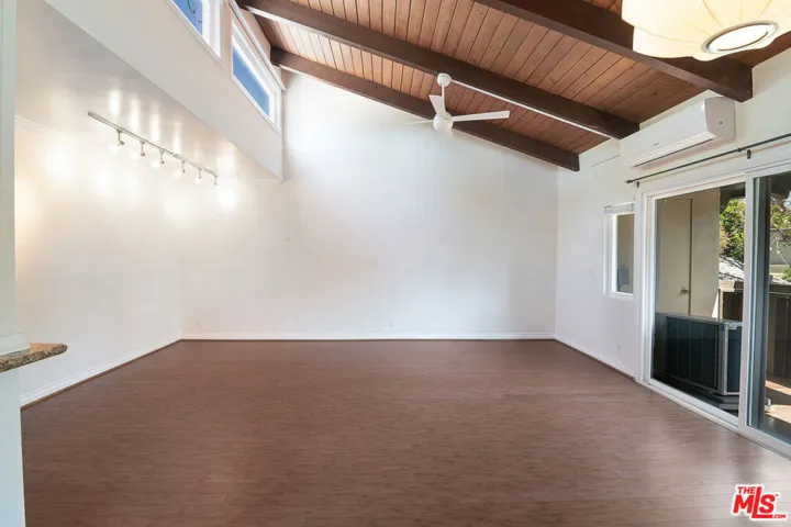 4925 Indian Wood Road 474, Culver City, California 90230