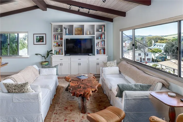 High, beamed ceilings accentuate the openness