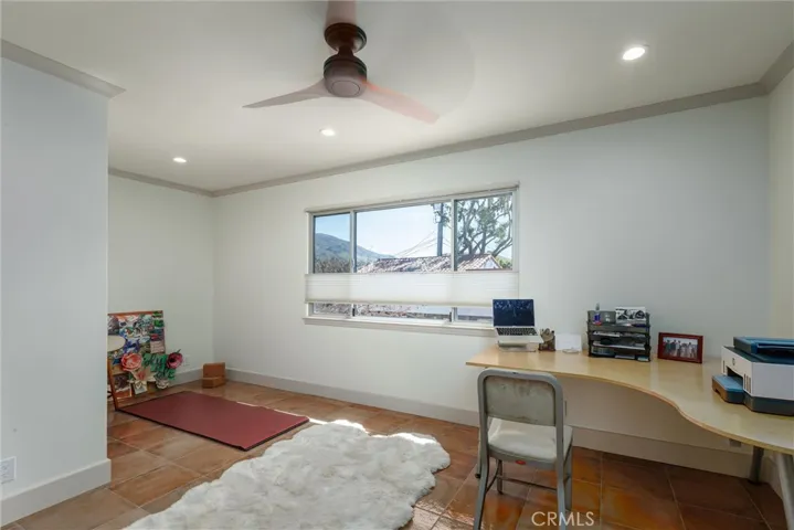 Second BR with bump-out that could be an oversized walk-in closet