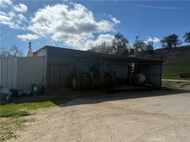 Main Shop/Covered Parking