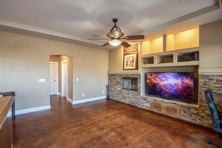 14-Living-Room