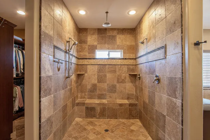 28-Primary-Bathroom