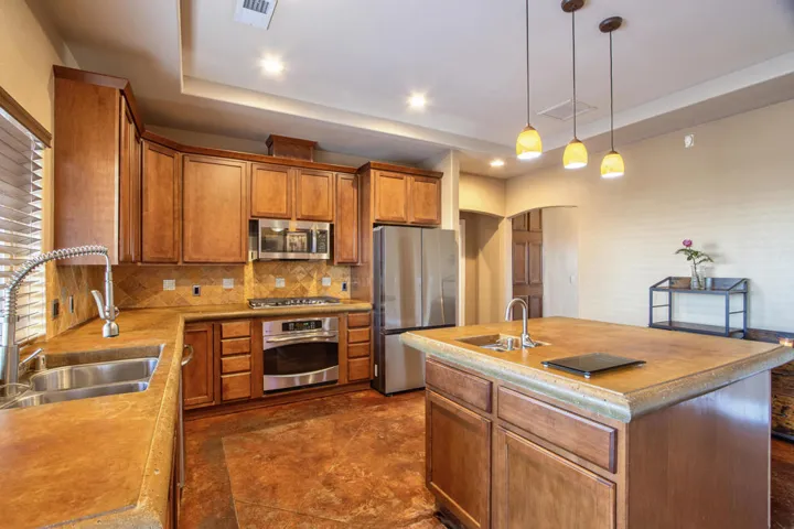 19-Kitchen
