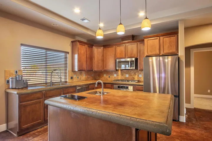 17-Kitchen