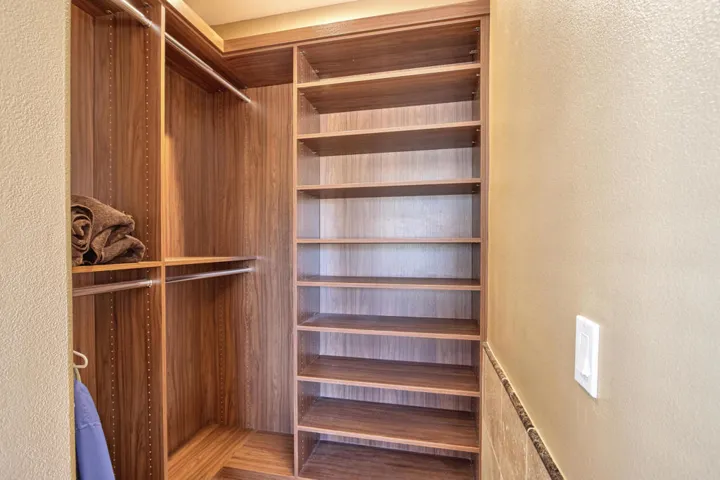 33-Primary-Bedroom-Closet