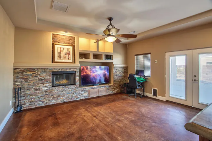13-Living-Room