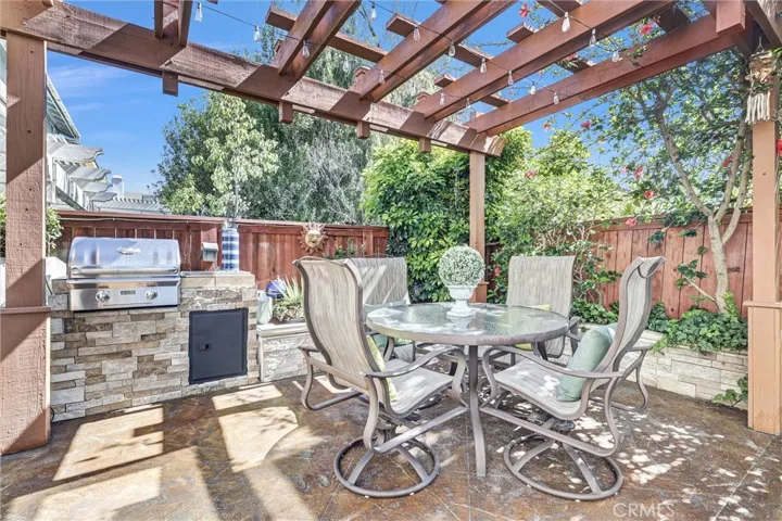Built in BBQ and plenty of room for large table and room to entertain