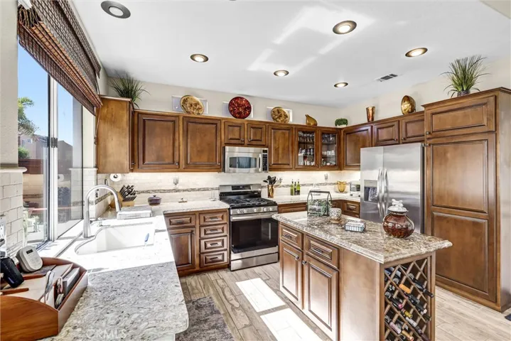 26 Cayman Brac, Aliso Viejo, California 92656