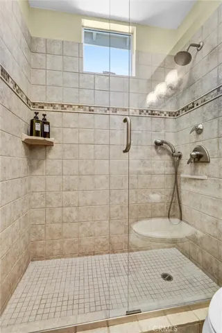 26 Cayman Brac, Aliso Viejo, California 92656