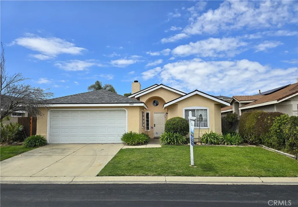 Offered today at $585,000, positioned for a smart purchase in a competitive market—this one stands out for value.  Call for your tour today!