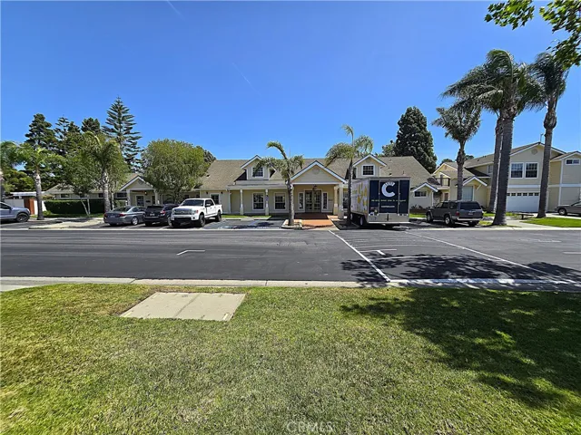 HOA communities offer stability, but fees can be a concern. Regency Estates’ low $185 monthly HOA provides the benefits of a well-kept, gated neighborhood without adding significant monthly expense.