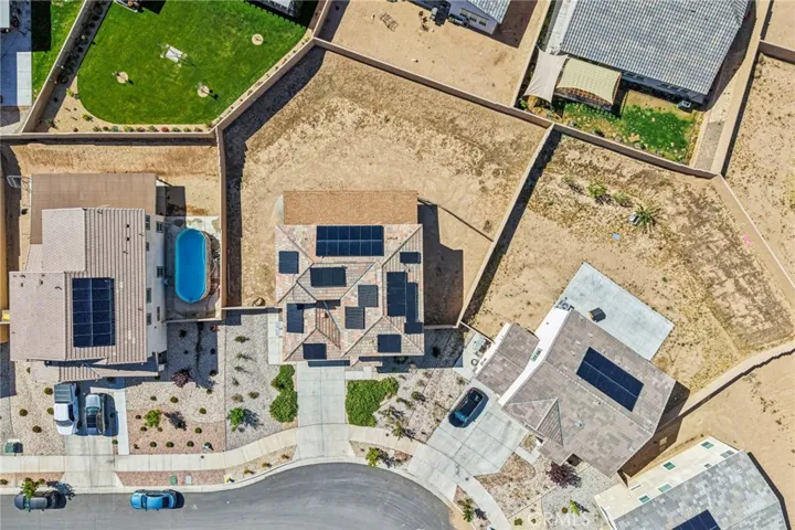 Ariel View of home 
Huge size lot