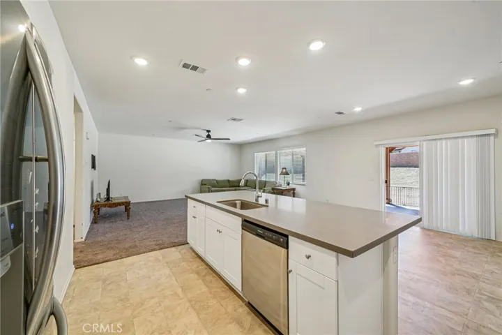 Countertop, Dishwasher and sink