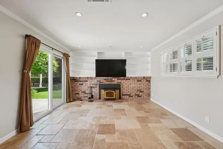 6620 Thames Drive, Gilroy, California 95020