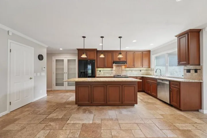 6620 Thames Drive, Gilroy, California 95020