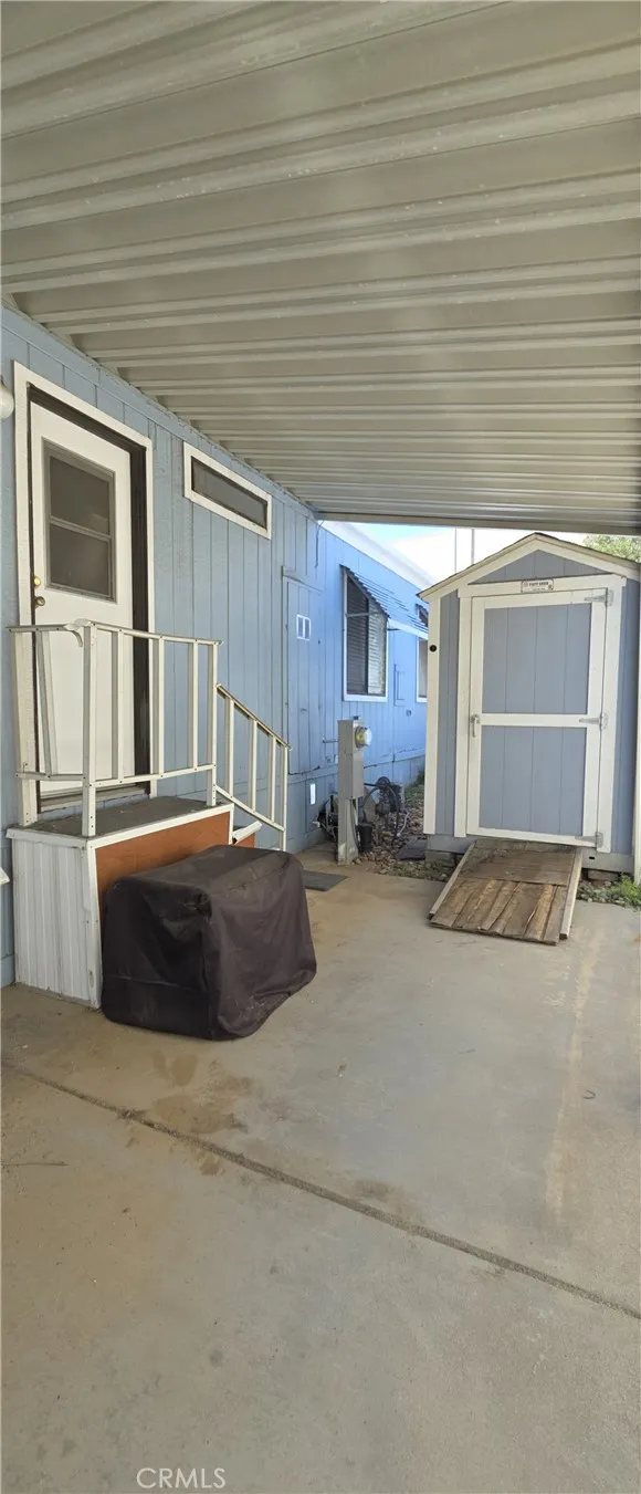Shed